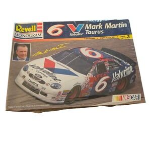 Revell Monogram Mark Martin Valvoline Taurus 1/24 New